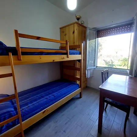 House Close To The - Large Private Garden * Tertenia