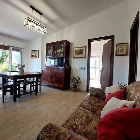 House Close To The - Large Private Garden *