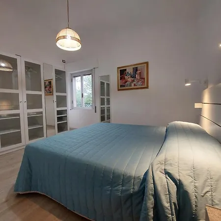 בית נופש House Close To The - Large Private Garden